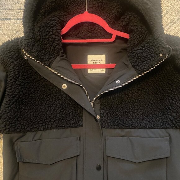 Abercrombie Black Cropped Winterized Traveler Jacket - Picture 3 of 5